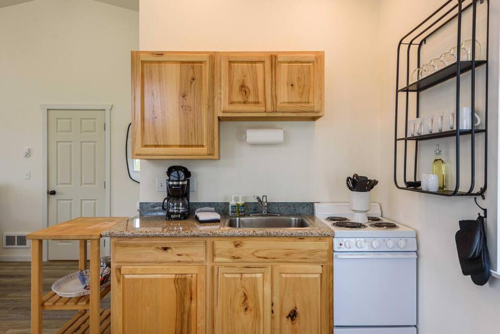 #Stayinmydistrict Oceanview Studio Loft Port Orford Luaran gambar